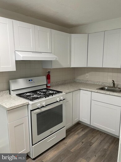 494 Westmont Dr, Darby, PA 19023 - photo 7