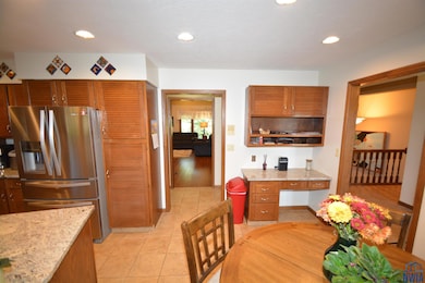 3718 S Briar Path, Sioux City, IA 51104 - photo 6