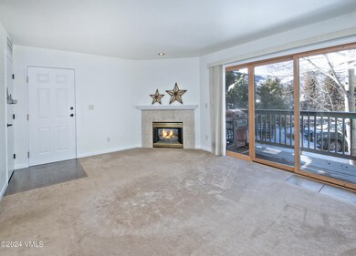 215-W-BC-Blvd-B-16-MLS_03