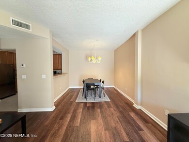 2200 Marsh Hawk Ln unit 306, Fleming Island, FL 32003 - photo 5