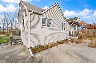 3941 Carver St, New Albany, IN 47150 - photo 4