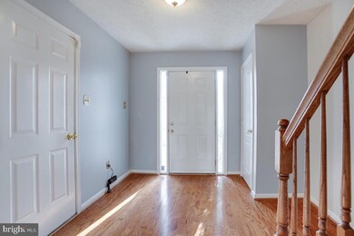 16342 Elkhorn Ln, Bowie, MD 20716 - photo 3