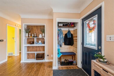 1121 O Ave NW, Cedar Rapids, IA 52405 - photo 5