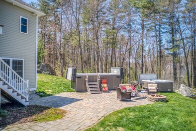 11 Moeckel Rd, Windham, NH 03087 - photo 5