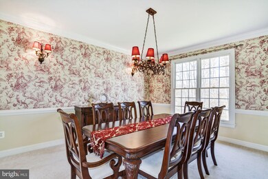 5884 Iron Stone Ct, Centreville, VA 20120 - photo 7