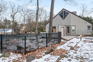 5 Talcott Ridge Rd unit F, Farmington, CT 06032 - photo 2