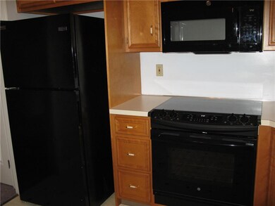 867 Cold Spring Rd unit 4, Allentown, PA 18103 - photo 6