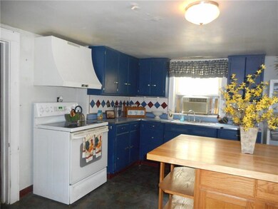 Applianced Kitchen