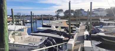 801 Paoli Ct unit 35' Wet Slip 093, Wilmington, NC 28409 - photo 4