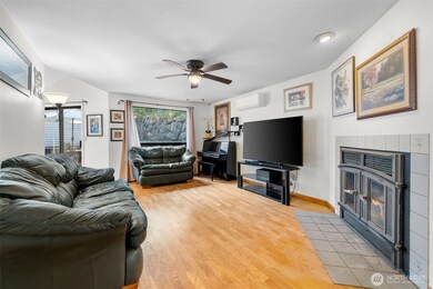 4051 S 159th Ln, Tukwila, WA 98188 - photo 3