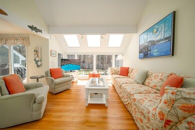 21 Meetinghouse Hill, Edgartown, MA 02539 - photo 4