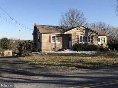 1514 Oak Rd, Pennsburg, PA 18073 - photo 2