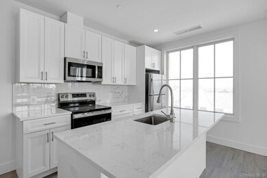 291 Main St unit 2B, Eastchester, NY 10709 - photo 4