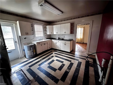 32238 East St, Boykins, VA 23827 - photo 4