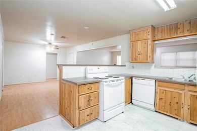 1201 N Church St, Decatur, TX 76234 - photo 7