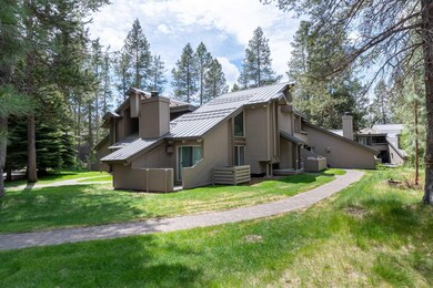 17652 Tennis Village unit 37, Sunriver, OR 97707 - photo 2