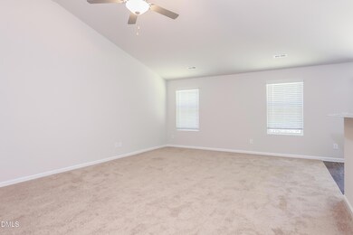005-photo-living-room-7968156