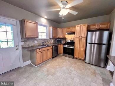 40 Lincoln Ave, Collingswood, NJ 08108 - photo 6