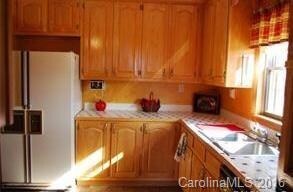 Convenient 3-Step Kitchen
