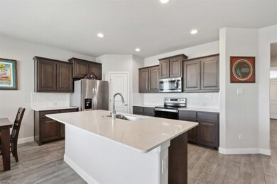 556 Smart Strike Trail, Granbury, TX 76049 - photo 4