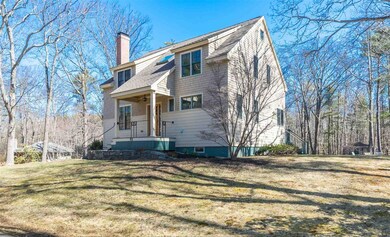 93 Walker Bungalow Rd, Portsmouth, NH 03801 - photo 3