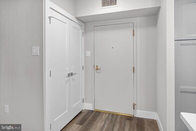 10919 Valley Forge Cir unit 919, King of Prussia, PA 19406 - photo 4