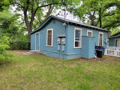 2511 E 2nd St unit B, Austin, TX 78702 - photo 3