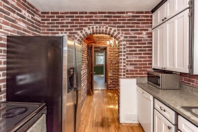 1556 8th Ave SE, Cedar Rapids, IA 52403 - photo 7