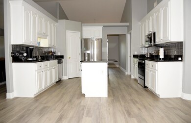 Kitchen fm Nook
