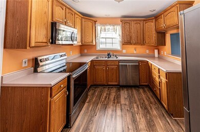 944 Locust Ave, Batesville, IN 47006 - photo 7