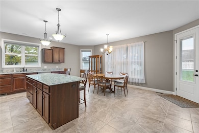 708 Shiloh Place, Effingham, IL 62401 - photo 7