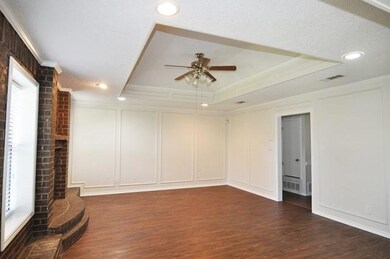 7608 Hunt Dr, North Richland Hills, TX 76182 - photo 3