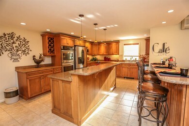 47 Sandy Pond Pkwy, Bedford, NH 03110 - photo 2