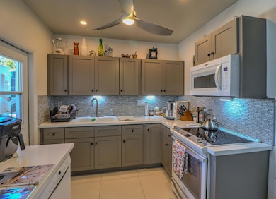2515 Staples Interior-06