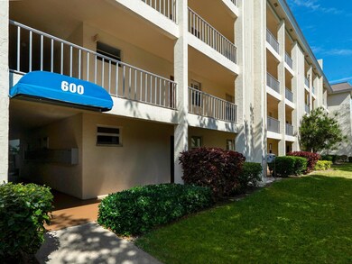 600 Sutton Place unit 103, Longboat Key, FL 34228 - photo 2