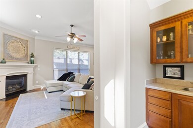 2616 N Henderson Ave, Dallas, TX 75206 - photo 6