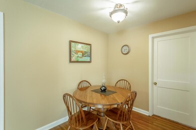 16 Eaton Cir. HD-44