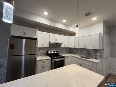 274 Governor St unit 2, Paterson, NJ 07501 - photo 6