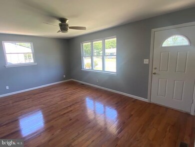 604 Valatia Ave, Millville, NJ 08332 - photo 3