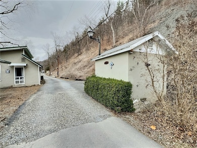 1183 Honoco Rd, Aurora, NY 13026 - photo 3