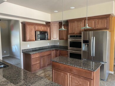 6454 Castle Rock Cir, Farmington, NM 87402 - photo 2