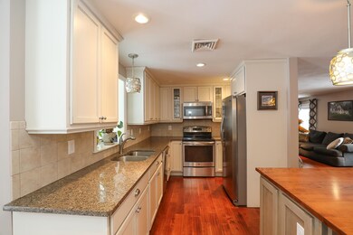 160 Hackett Hill Rd, Hooksett, NH 03106 - photo 4
