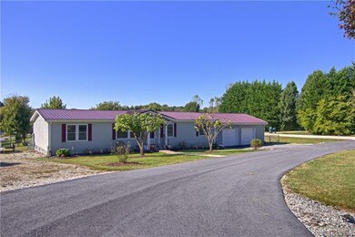 12 Bittersweet Dr, Hendersonville, NC 28792 - photo 5