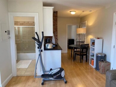 4 Webster St unit 5, Somerville, MA 02145 - photo 5