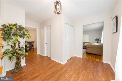 1424 Chilton Dr, Silver Spring, MD 20904 - photo 7