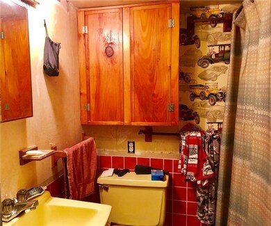 First floor full bath.