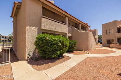 3-web-or-mls-11666 N 28th Dr #295-3