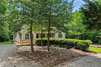 Beautiful Ranch house located just off Judes Ferry