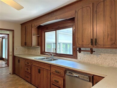 Spacious Kitchen with ample cabinet and countertop