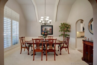 Formal Dining